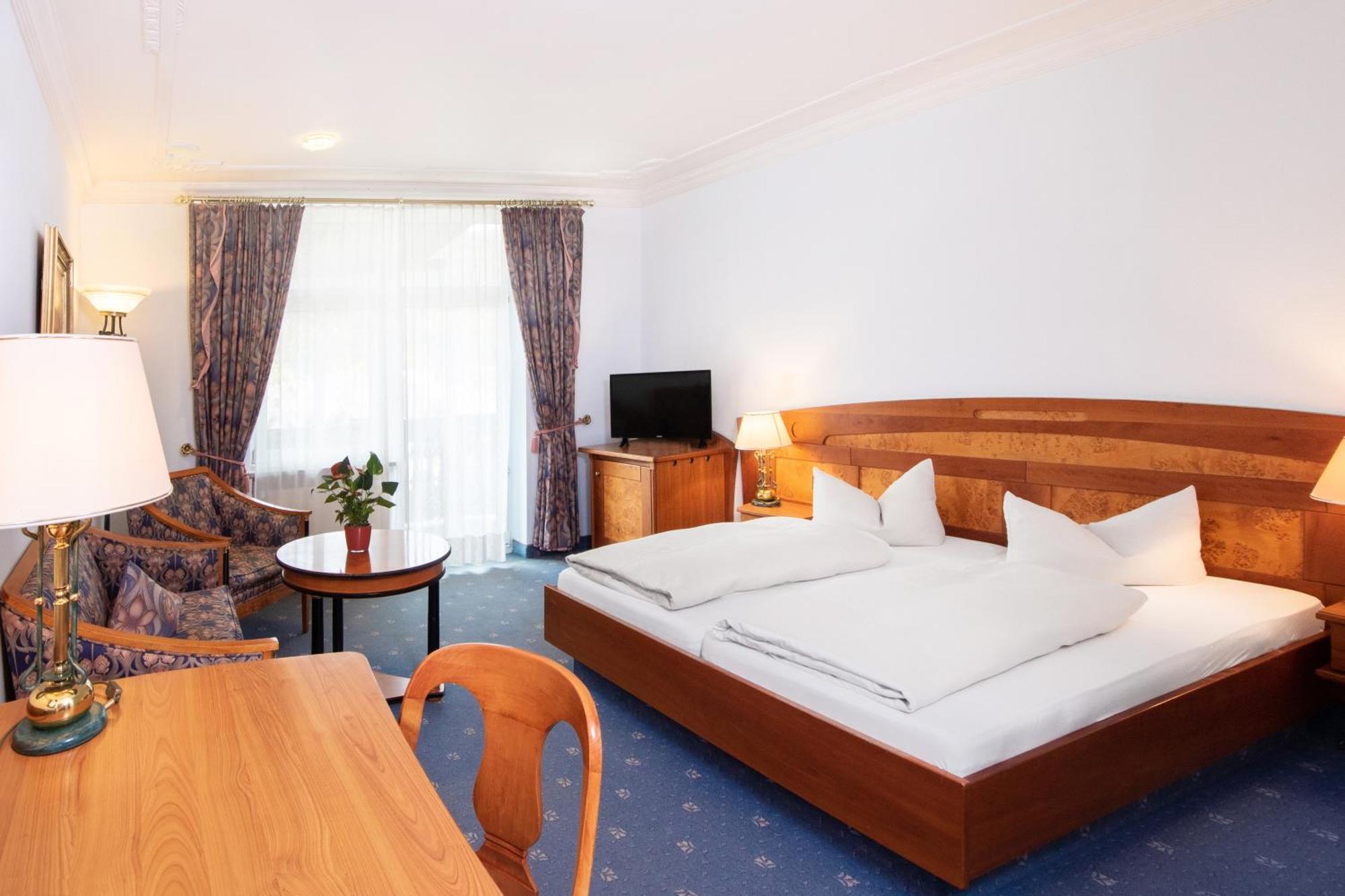 Post-Hotel Митенвалд Екстериор снимка