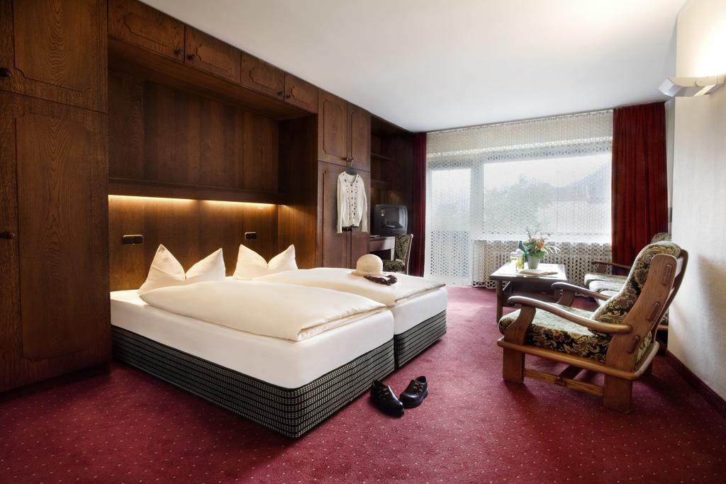 Post-Hotel Митенвалд Екстериор снимка