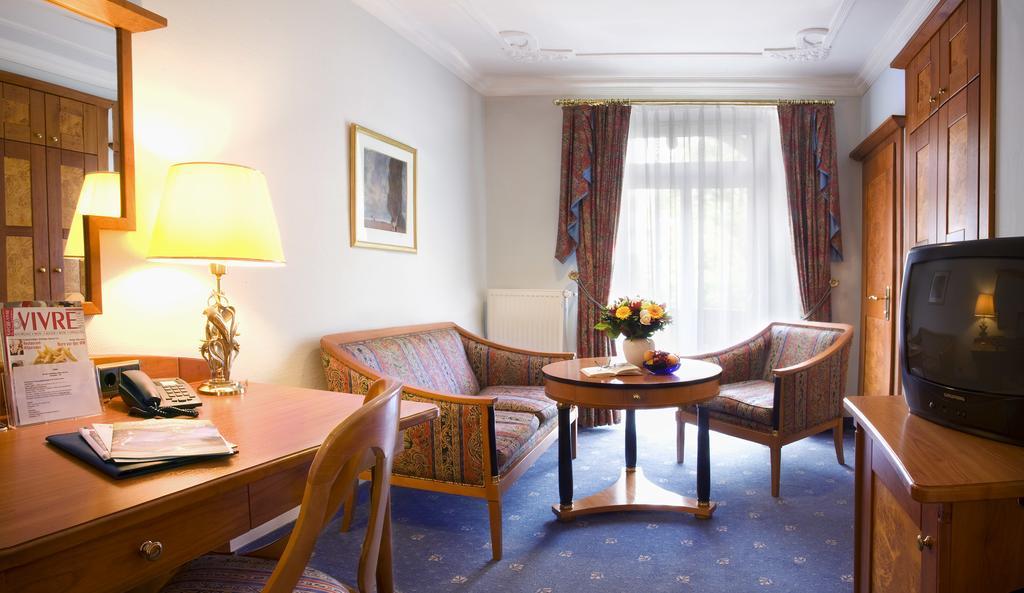 Post-Hotel Митенвалд Екстериор снимка